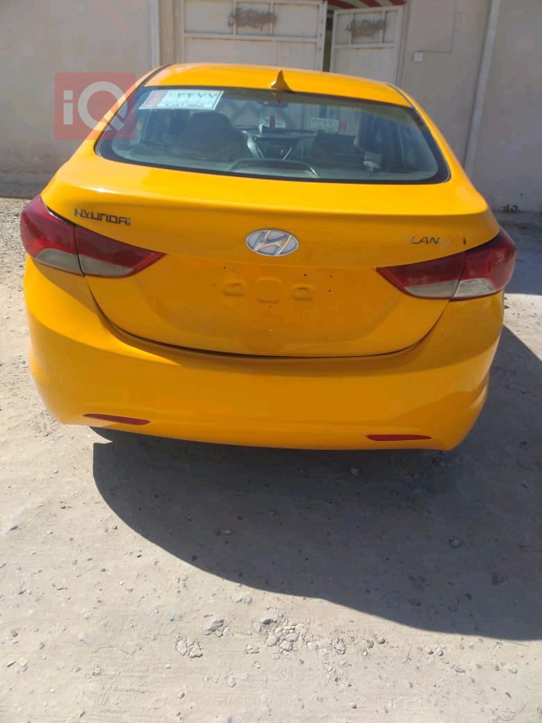 هیوندای ئەلەنترا